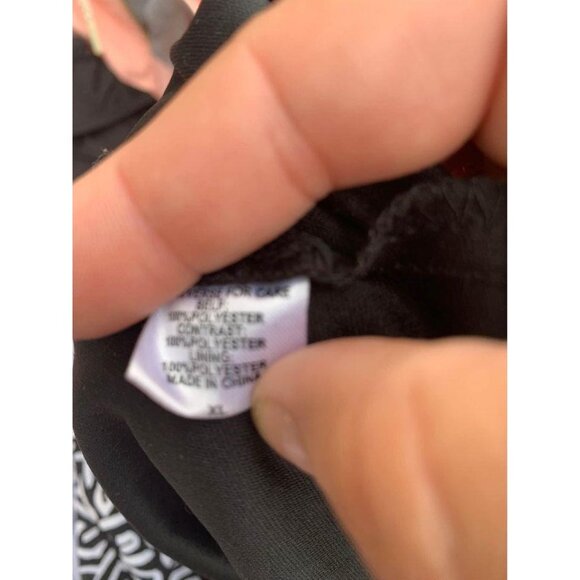 👗 2/$30 👗 Black and White Geometric Patterned V-Neck Two Thin Layers Dress XL - Picture 5 of 5